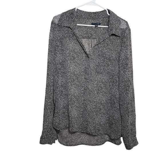 Tommy Hilfiger Blouse Women's Large Printed Button Up Sheer Lightweight Top - Picture 1 of 9